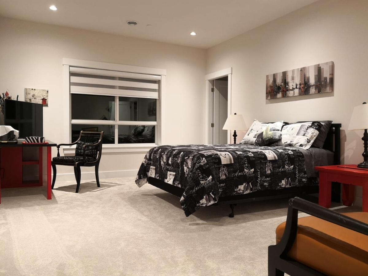 Delovely B&B ホワイトロック エクステリア 写真