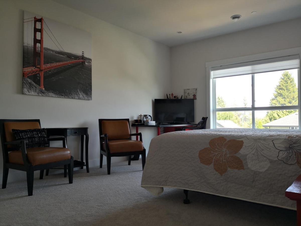 Delovely B&B ホワイトロック エクステリア 写真